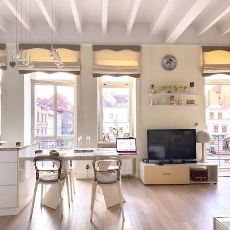 Cesarski تشيشين