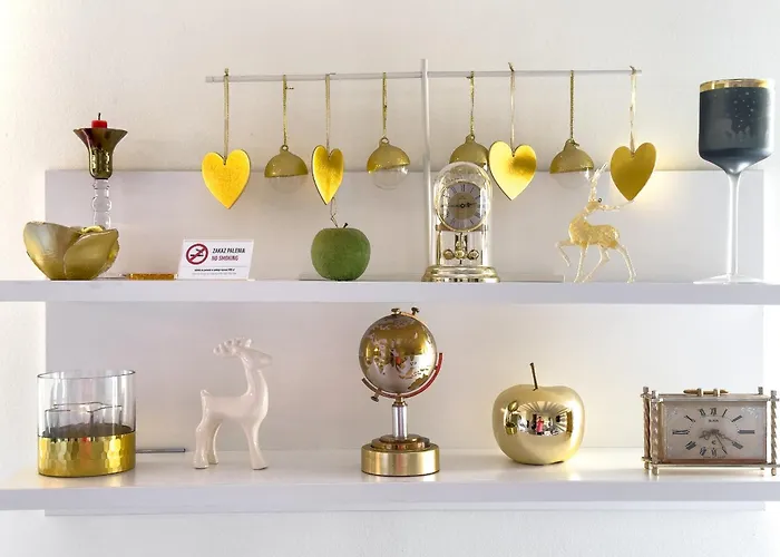 דירה Cesarski צ'שין