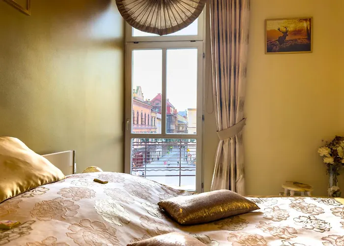 דירה Cesarski צ'שין